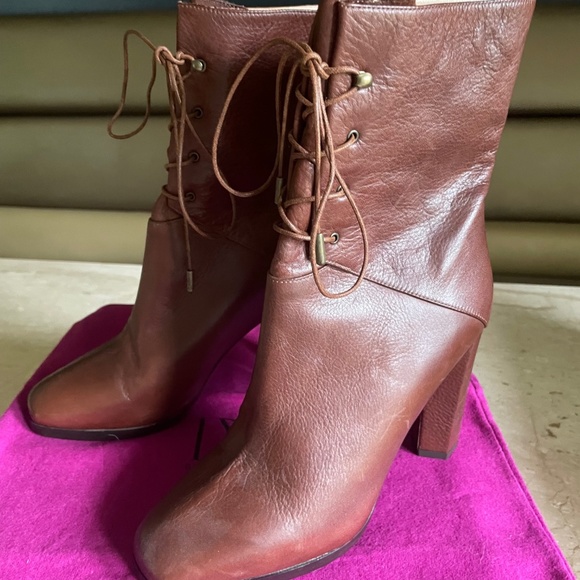 Diane Von Furstenberg Paden Brandy Tumbled Calf Leather Boot sz 8 - Picture 3 of 13